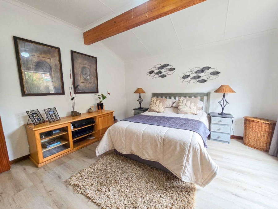 3 Bedroom Property for Sale in Stilbaai Wes Western Cape